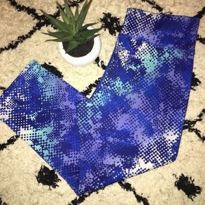 Old Navy Active Crop Leggings